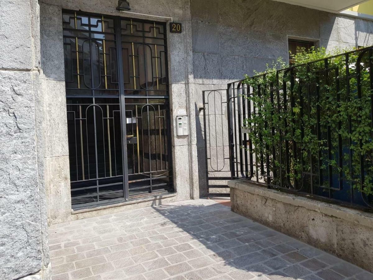 Smart Apartment Central Station Milán Exterior foto